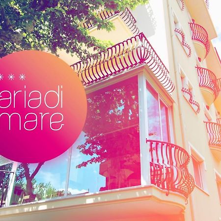 Hotel Aria Di Mare - Bed & Brunch In Centro A Riccione Kültér fotó