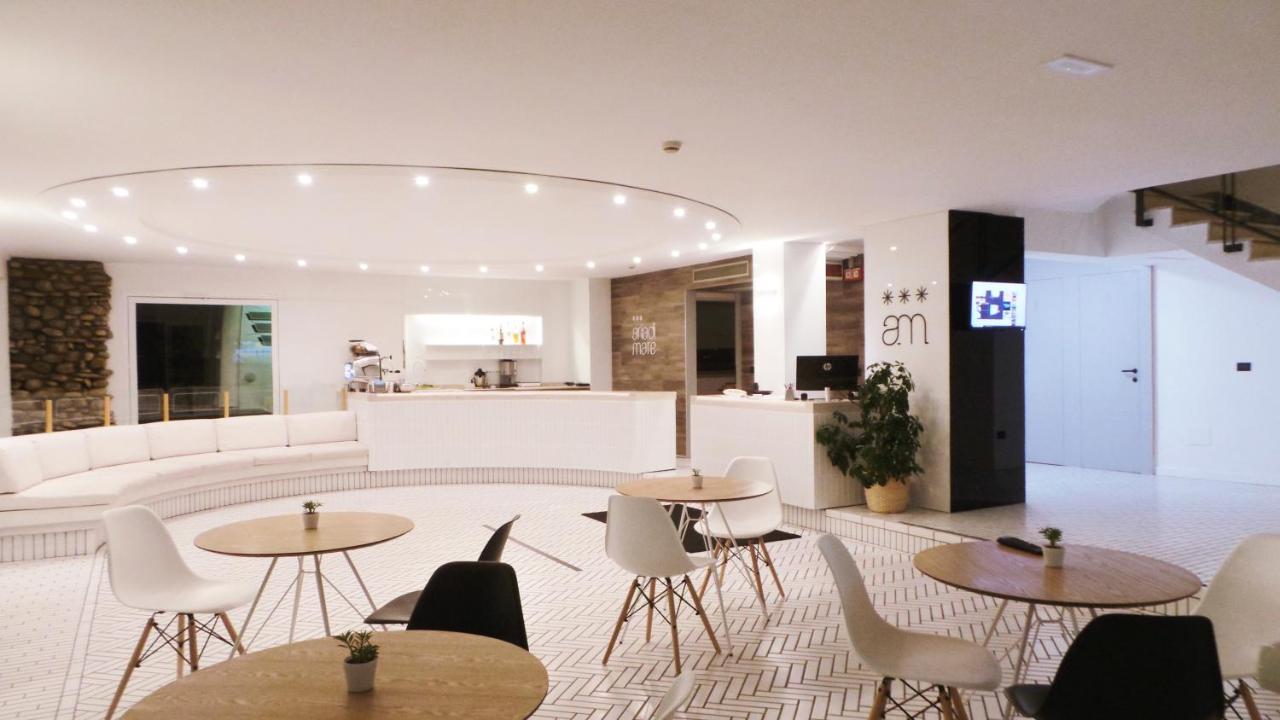 Hotel Aria Di Mare - Bed & Brunch In Centro A Riccione Kültér fotó